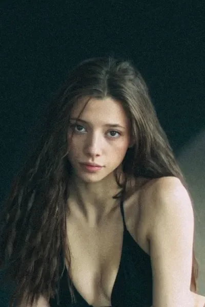 Polina Gukhman photo