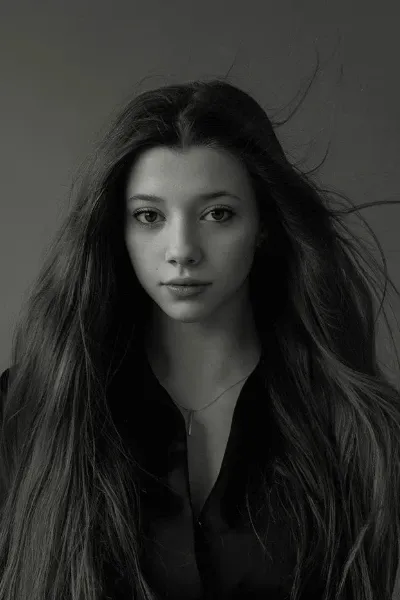 Polina Gukhman photo