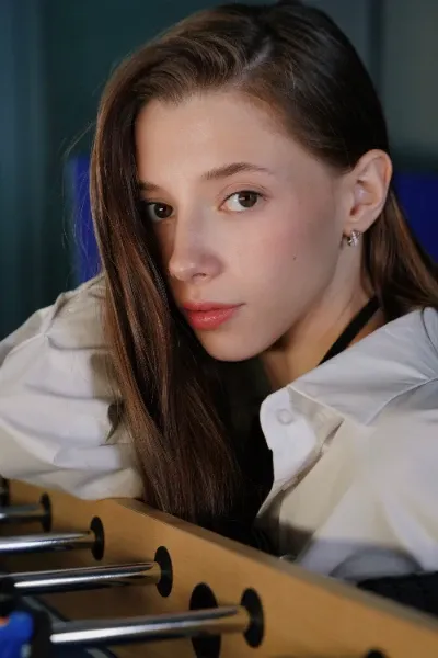 Polina Gukhman photo