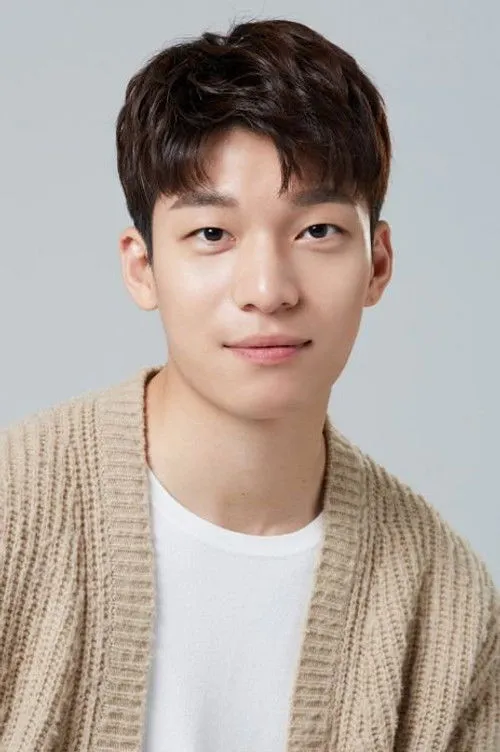 Wi Ha-jun photo