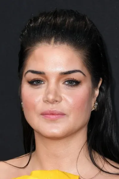 Marie Avgeropoulos photo