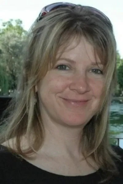 Julie Ann Taylor photo