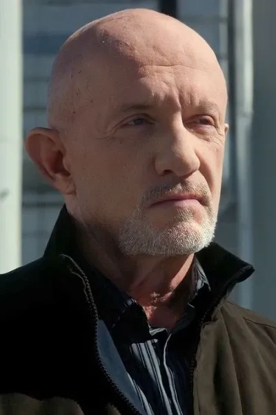 Jonathan Banks photo