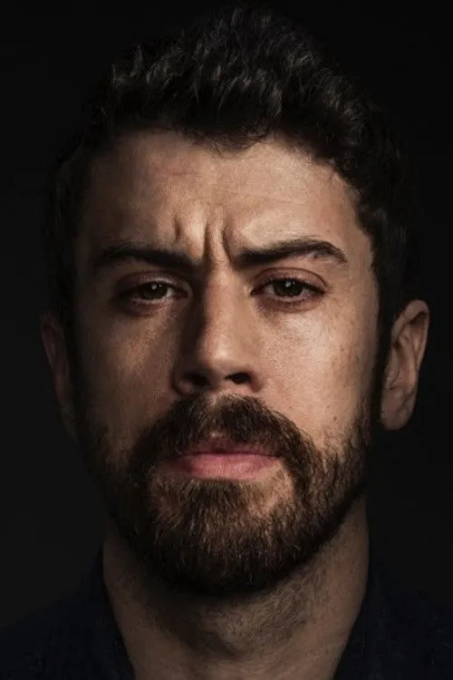 Toby Kebbell photo