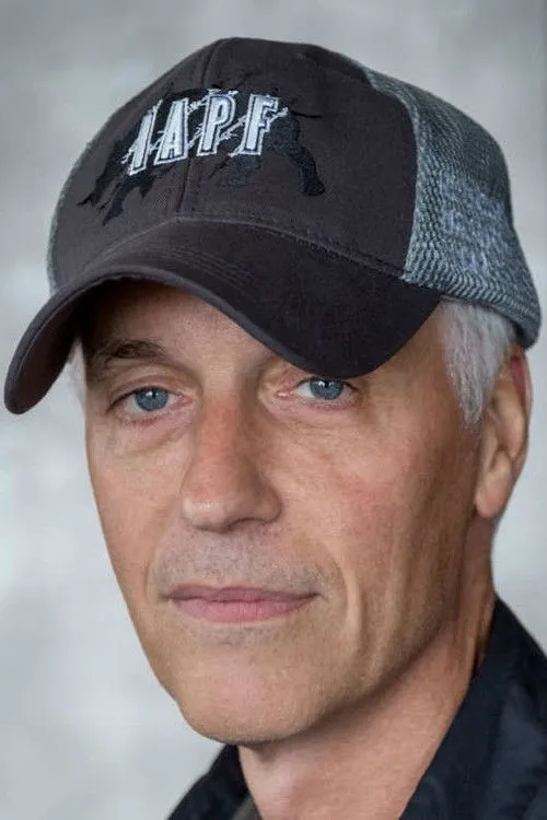 Dan Gilroy photo