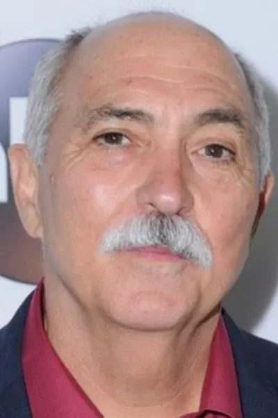 Miguel Sandoval photo