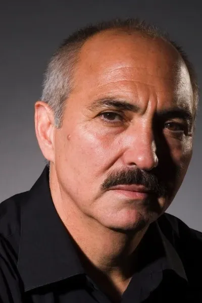 Miguel Sandoval photo