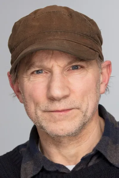 Simon McBurney photo
