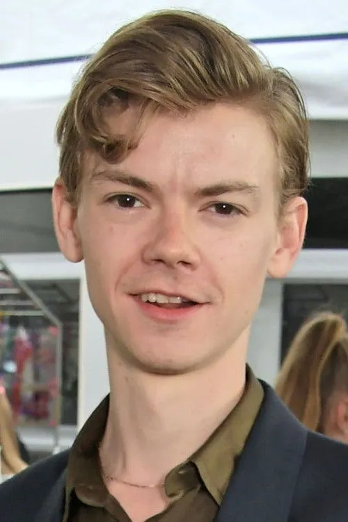 Thomas Brodie-Sangster photo