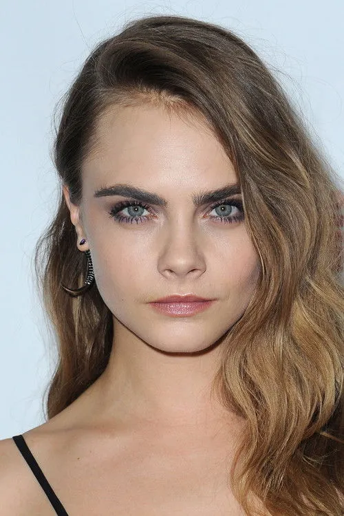Cara Delevingne photo