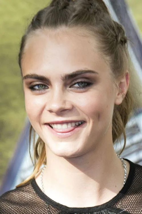 Cara Delevingne photo