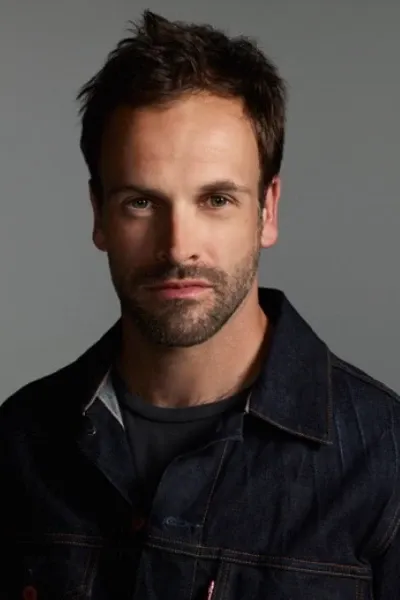 Jonny Lee Miller photo
