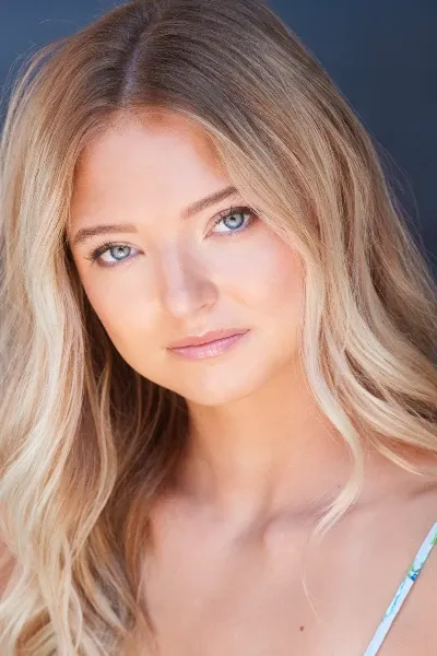Shae Smolik photo