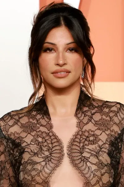 Richa Moorjani photo