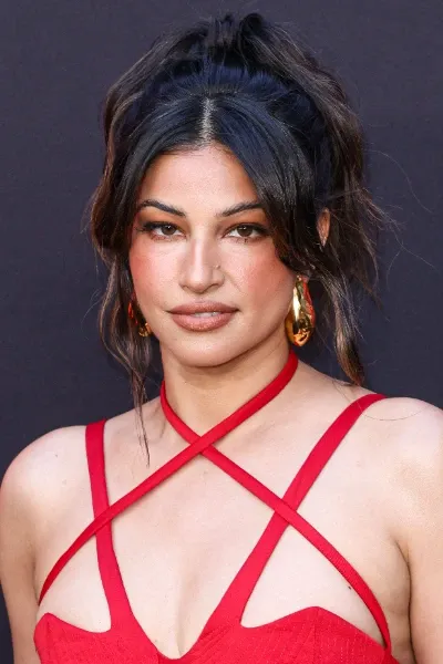 Richa Moorjani photo