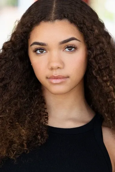 McKenna Roberts photo
