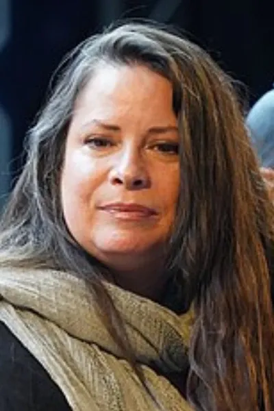 Holly Marie Combs photo