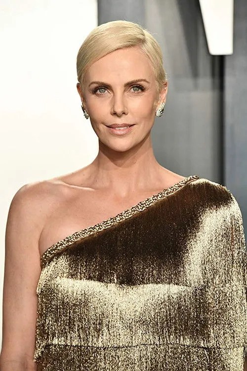 Charlize Theron photo