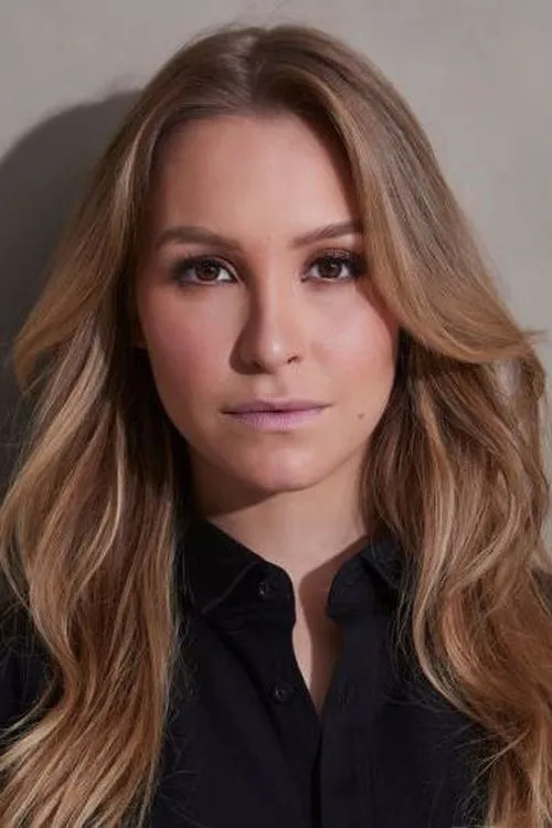 Carla Diaz photo