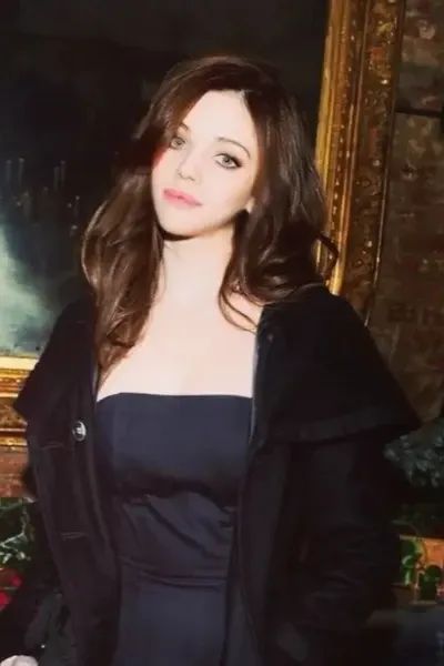 India Eisley photo