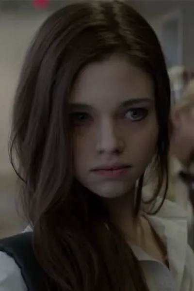 India Eisley photo