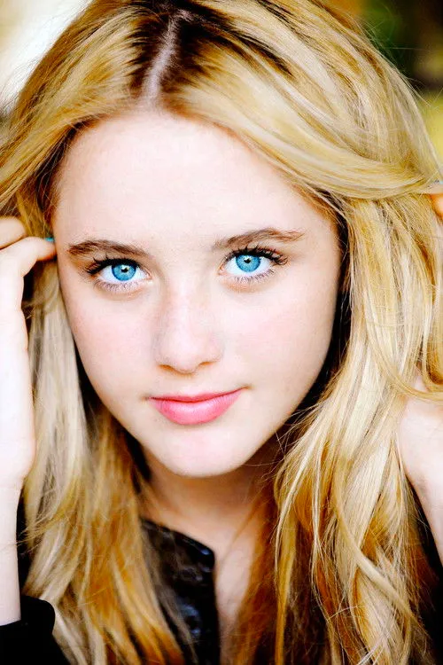 Kathryn Newton photo
