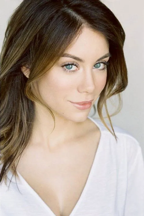Jennifer Holland photo