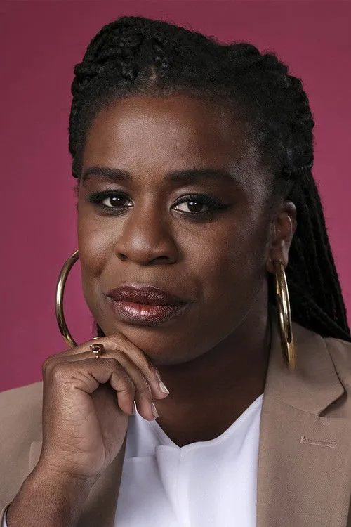 Uzo Aduba photo