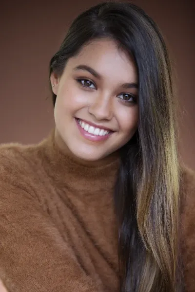 Alexa Curtis photo