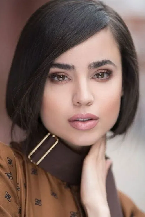 Sofia Carson photo