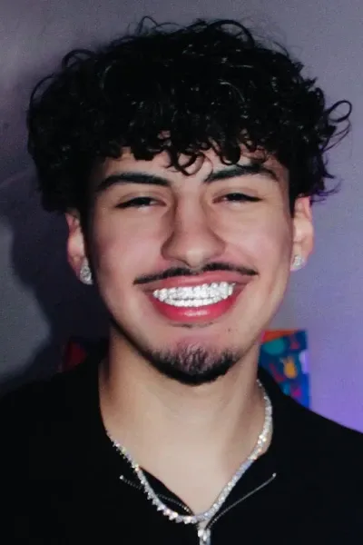 Marc Gomez photo