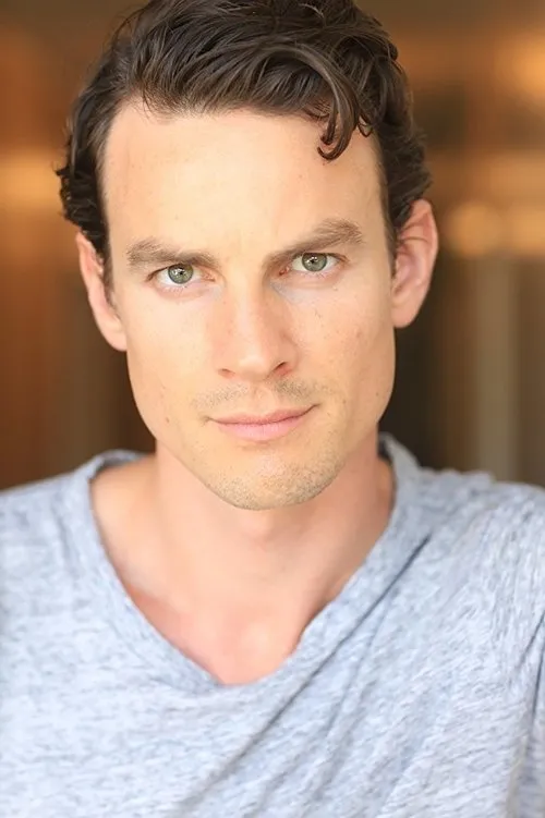 Luke Cook photo