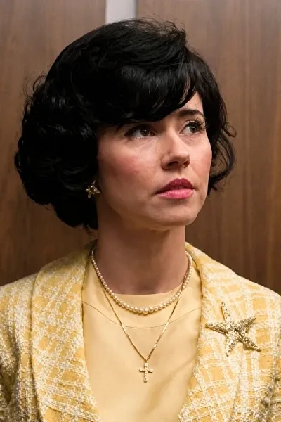 Linda Cardellini