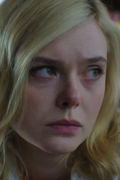 Elle Fanning photo