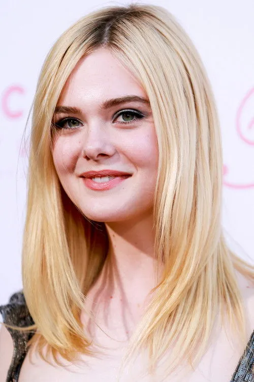 Elle Fanning photo