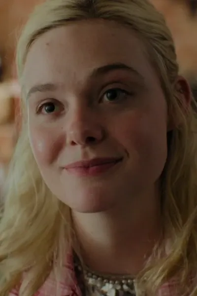 Elle Fanning photo