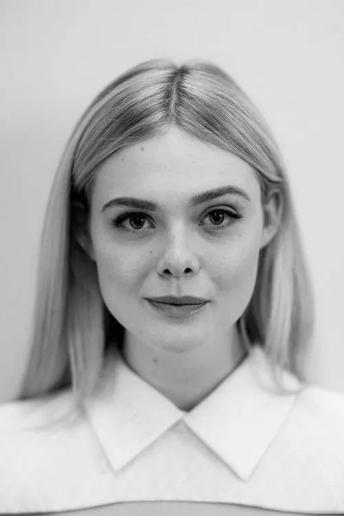 Elle Fanning photo