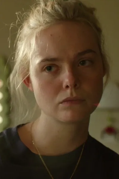 Elle Fanning photo