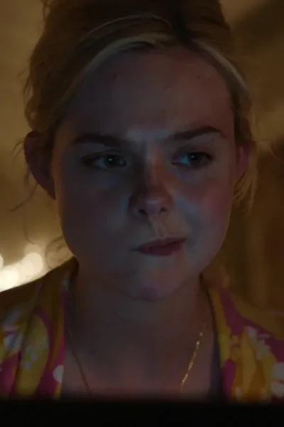 Elle Fanning photo