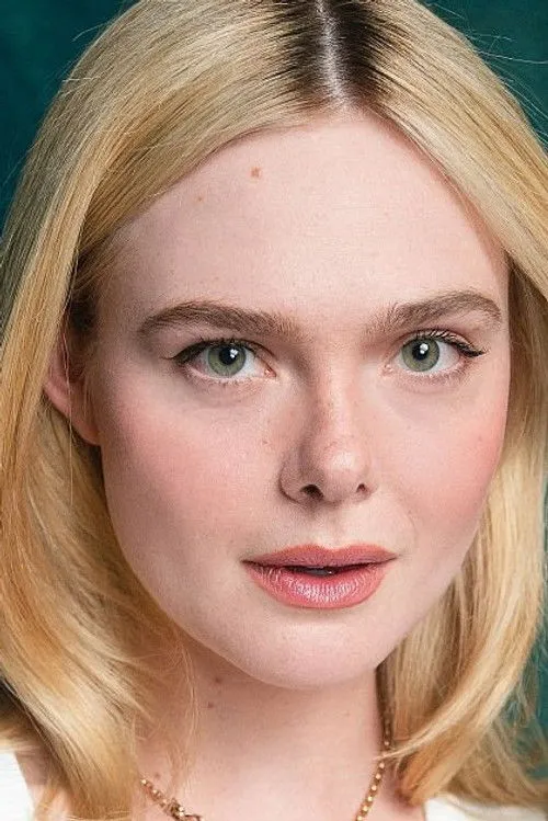 Elle Fanning photo