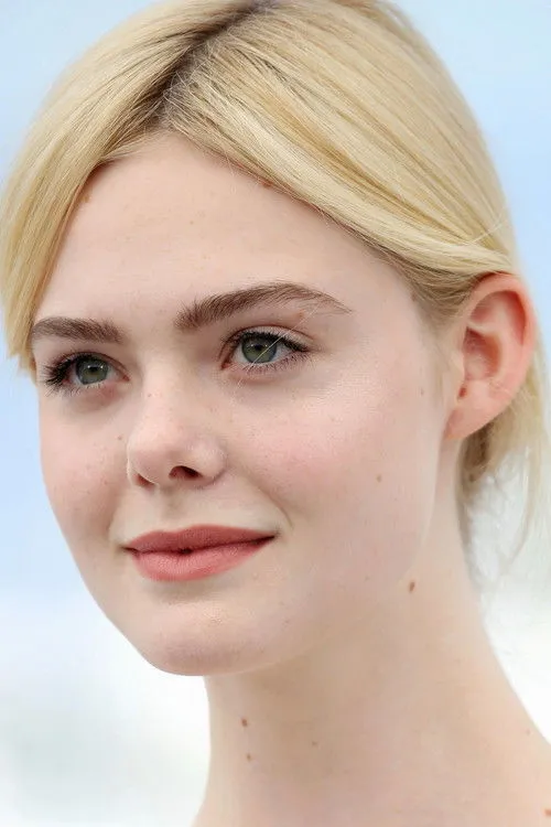 Elle Fanning photo