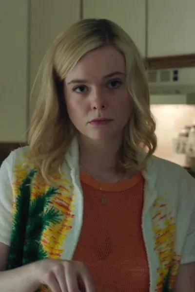 Elle Fanning photo