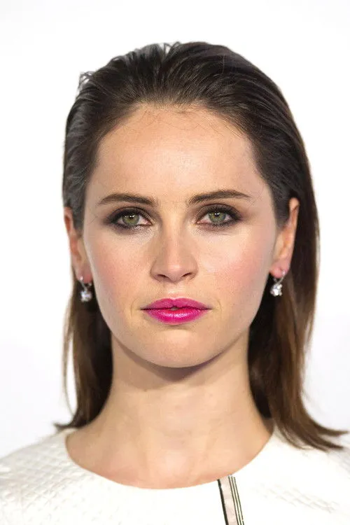 Felicity Jones photo