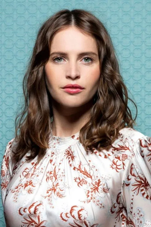 Felicity Jones photo