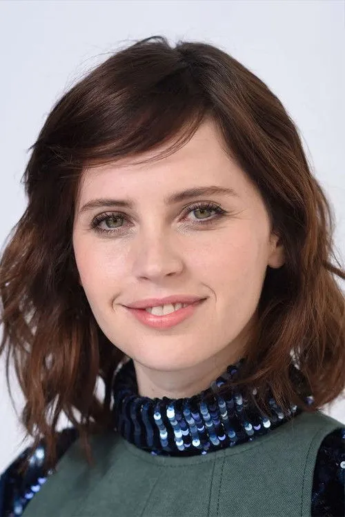 Felicity Jones photo