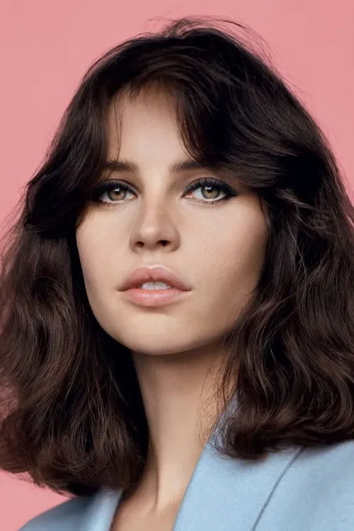 Felicity Jones photo
