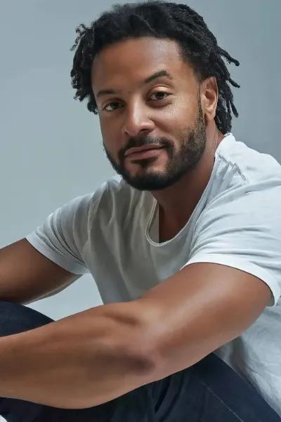 Brandon Jay McLaren photo