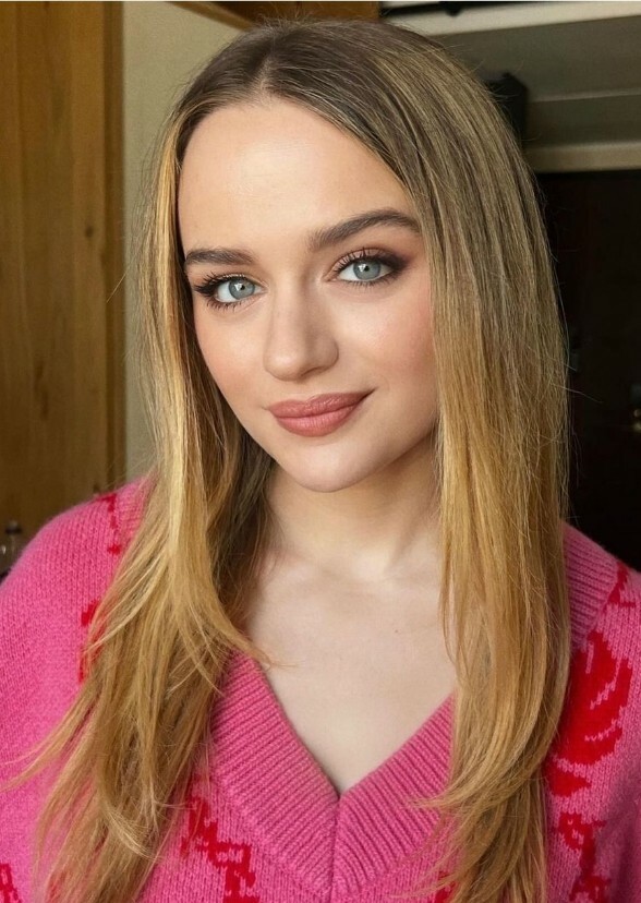 Actresses Better Than Addison Holley And Kallan Holley