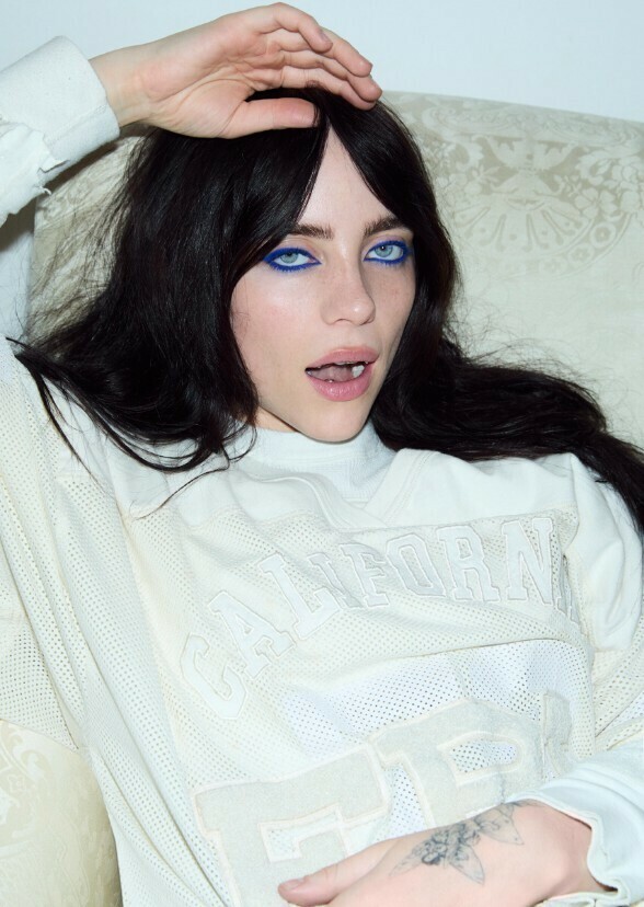 Billie Eilish O'Connell Is A Copy Of Elizabeth Olsen