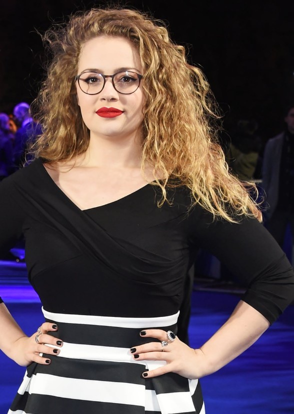 Carrie hope Fletcher 